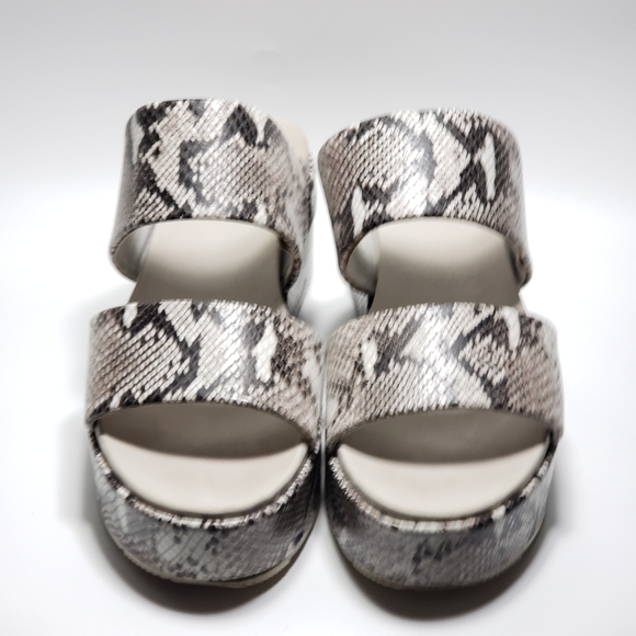 J/Slides Gray Snake Print Double Strap Platform Sandal Wedge Sz 8.5 Travel Beach - Picture 14 of 14